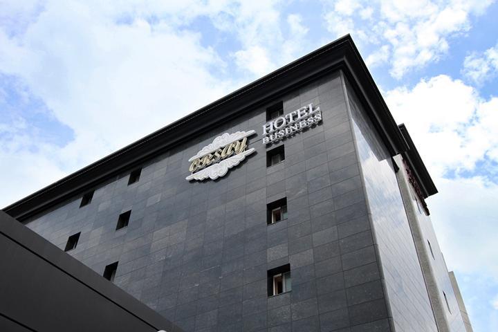 Suwon Orsay Business Hotel Екстериор снимка