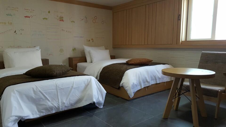 Suwon Orsay Business Hotel Екстериор снимка