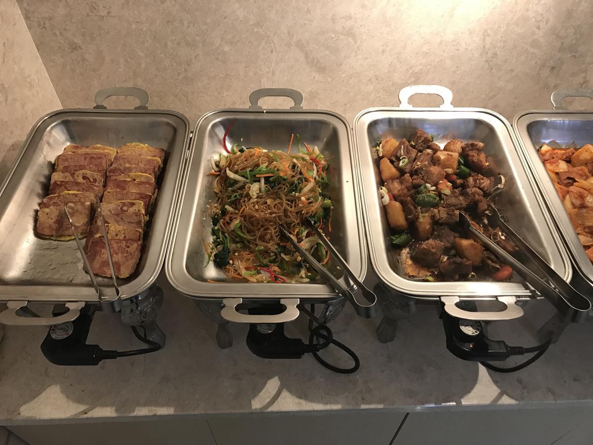 Suwon Orsay Business Hotel Екстериор снимка