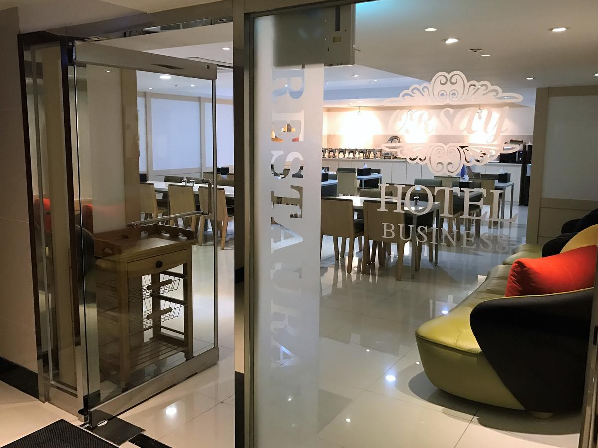 Suwon Orsay Business Hotel Екстериор снимка