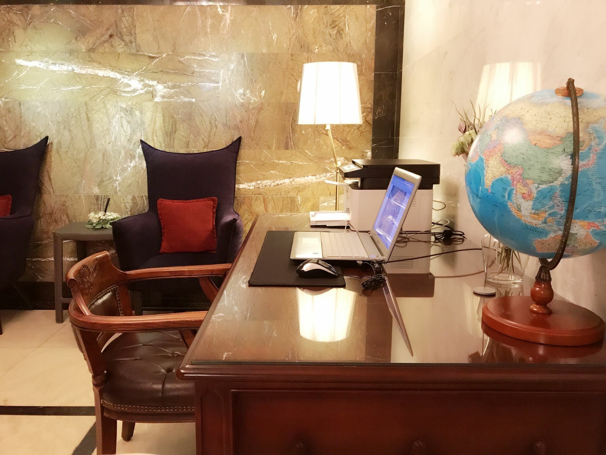 Suwon Orsay Business Hotel Екстериор снимка